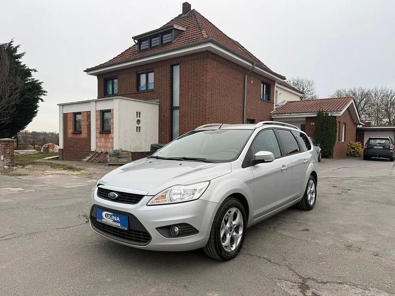 Gebraucht Ford Focus Viva 101 PS (74 kW) 2011 Silber Limousine