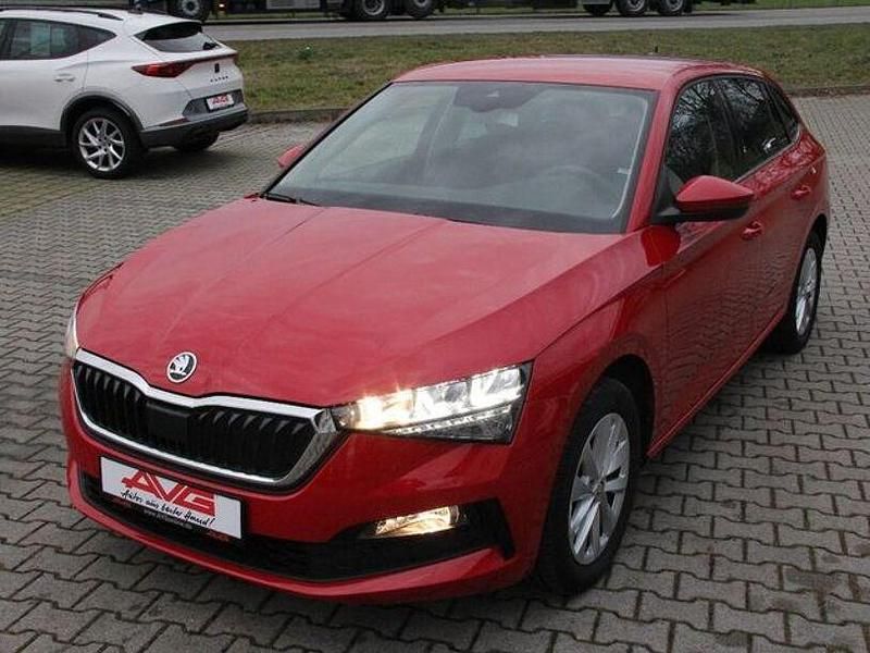 Rot Gebraucht 2024 Skoda Scala Selection Kleinwagen | 18.450 € (Guter Preis) - Bild 1/4
