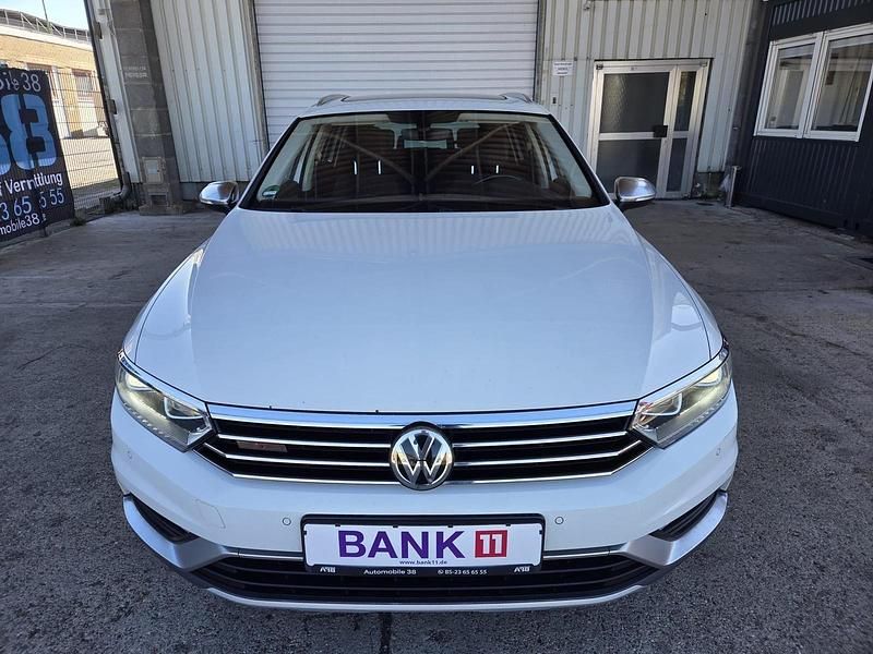 Gebraucht VW Passat Alltrack 190 PS (139 kW) 2016 Weiß Kombi