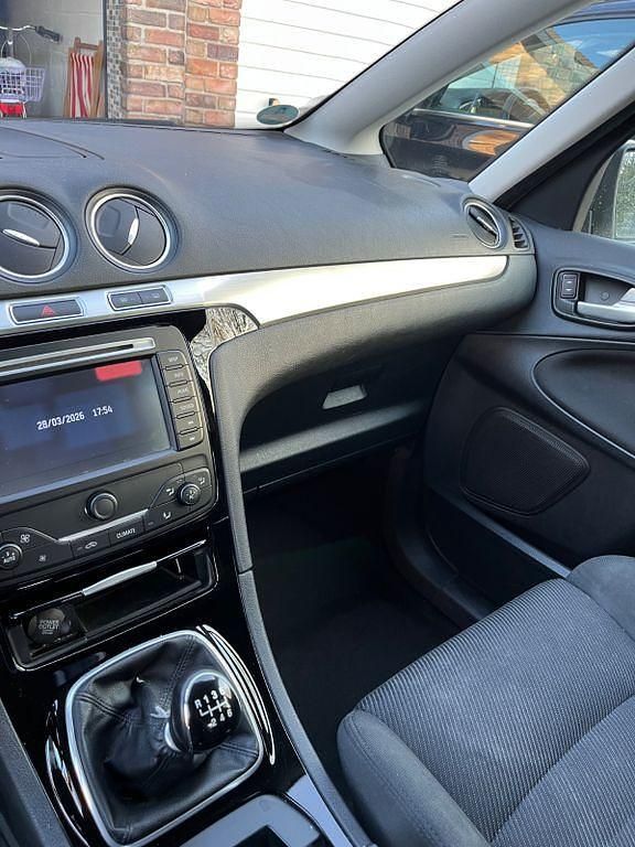 Gebraucht Ford S-MAX Titanium 163 PS (119 kW) 2013 Van / Kleinbus