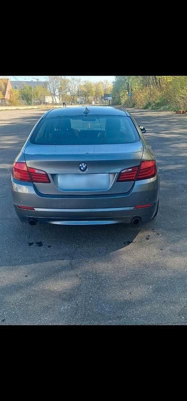 Second-hand BMW 535 306 CP (225 kW) 2010 Gri Berlinǎ