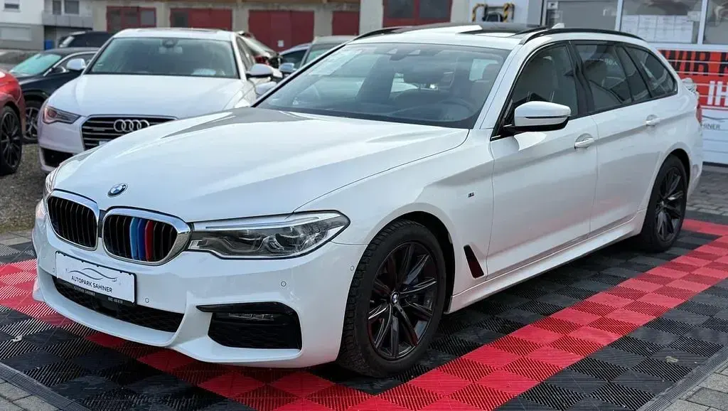 Gebraucht BMW 530 M Sport 265 PS (194 kW) 2018 Weiß Limousine