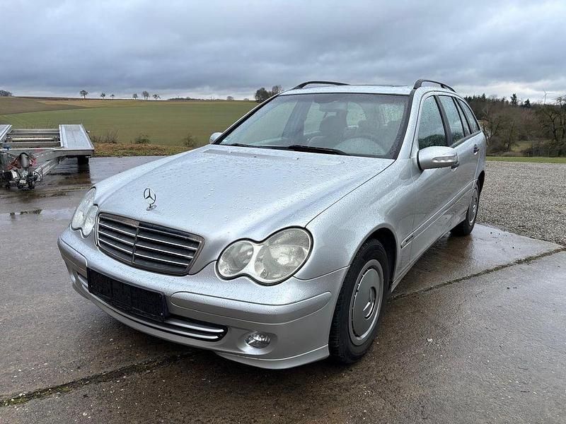 Gebraucht Mercedes C200 163 PS (119 kW) 2004 Silber Kombi