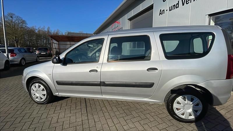 Gebraucht Dacia Logan MCV Ambiance 75 PS (55 kW) 2010 Grau Kombi