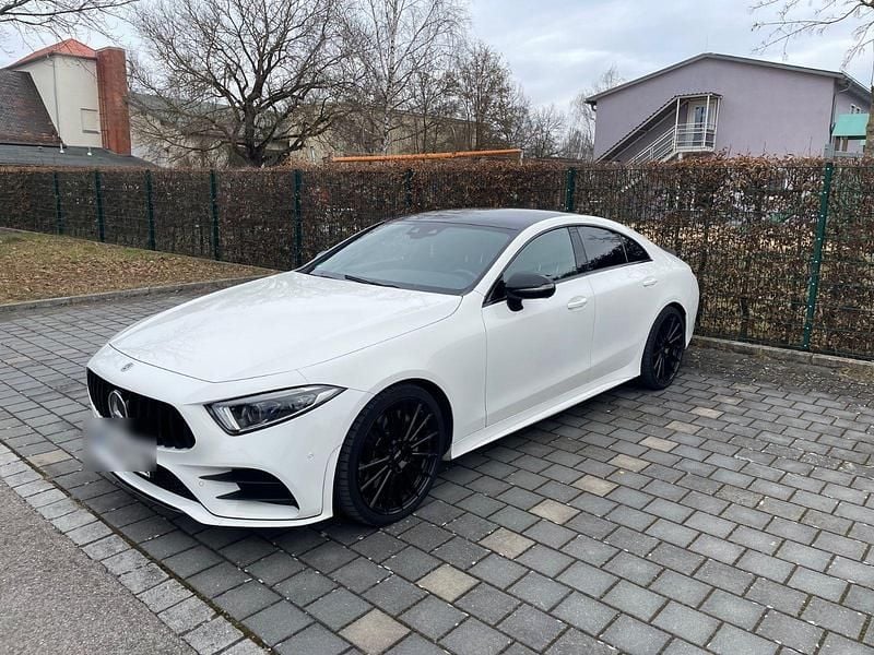 Schwarz Gebraucht 2019 Mercedes CLS300 Sport Coupé | 39.800 € (Teuer) - Bild 1/4