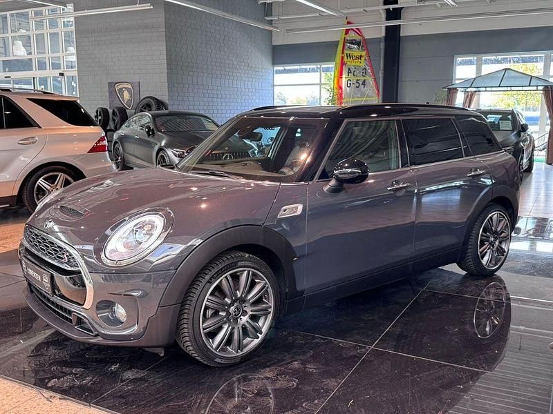 Grau Gebraucht 2018 Mini Cooper SD Clubman Chili Kombi | 17.795 € (Fairer Preis) - Bild 1/4