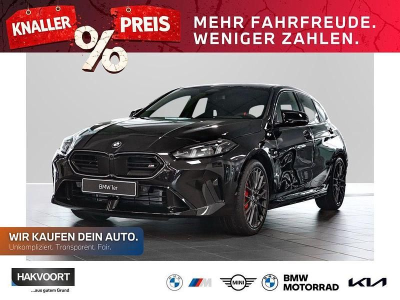 Neu BMW M135 Efficient Dynamics 300 PS (220 kW) 2026 Black sapphire Kleinwagen