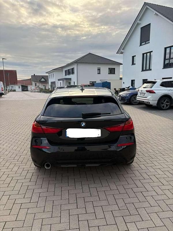 Gebraucht BMW 116 Advantage 116 PS (85 kW) 2019 Schwarz Kleinwagen