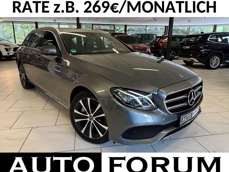 Grau Gebraucht 2019 Mercedes E300 Limousine | 27.490 € (Guter Preis) - Bild 1/4