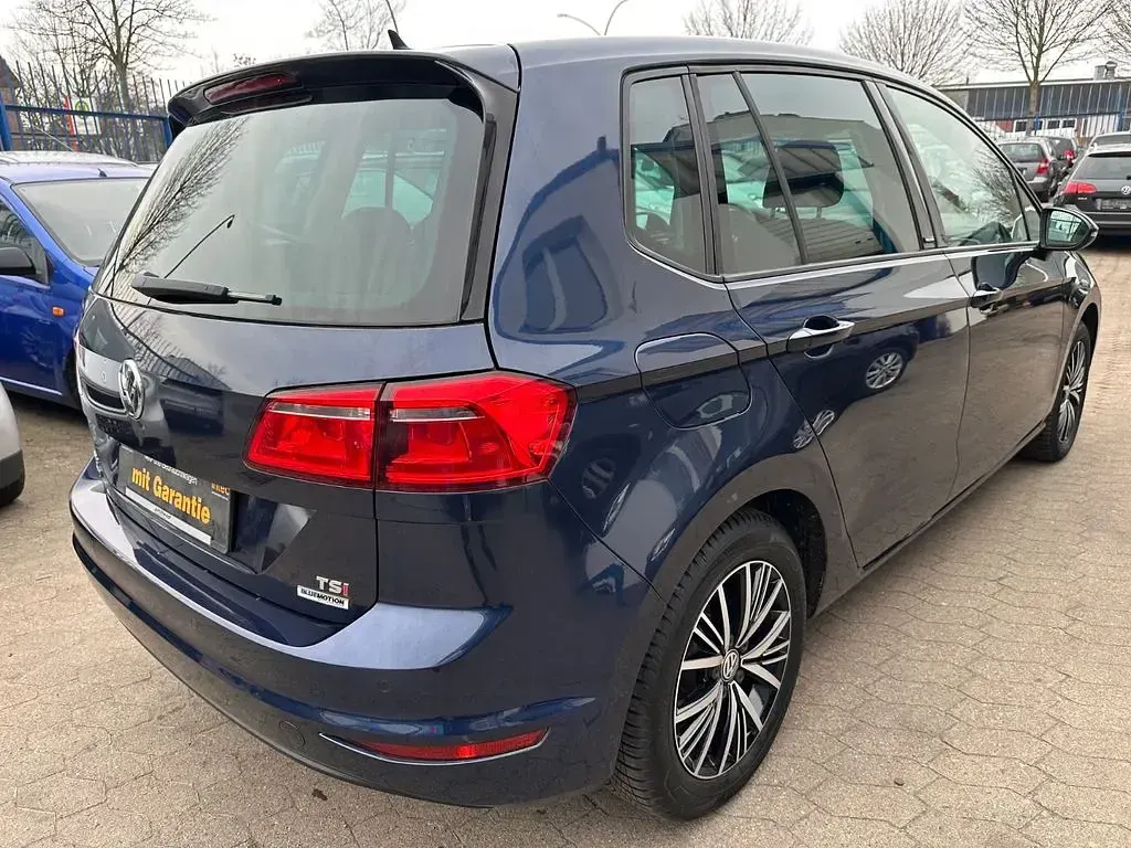 Gebraucht VW Golf VII Allstar 125 PS (91 kW) 2016 Blau Limousine