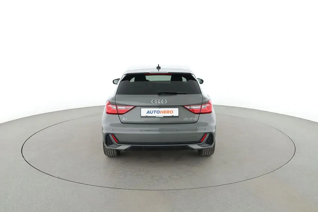 Gebraucht Audi A1 Sportback S-Line 95 PS (69 kW) 2019 Grau Kleinwagen