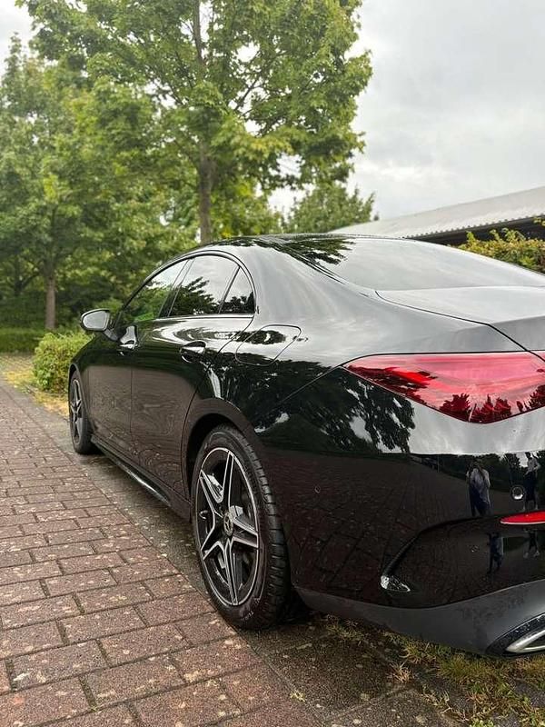 Gebraucht Mercedes CLA220 AMG Line Premium 190 PS (139 kW) 2023 Limousine