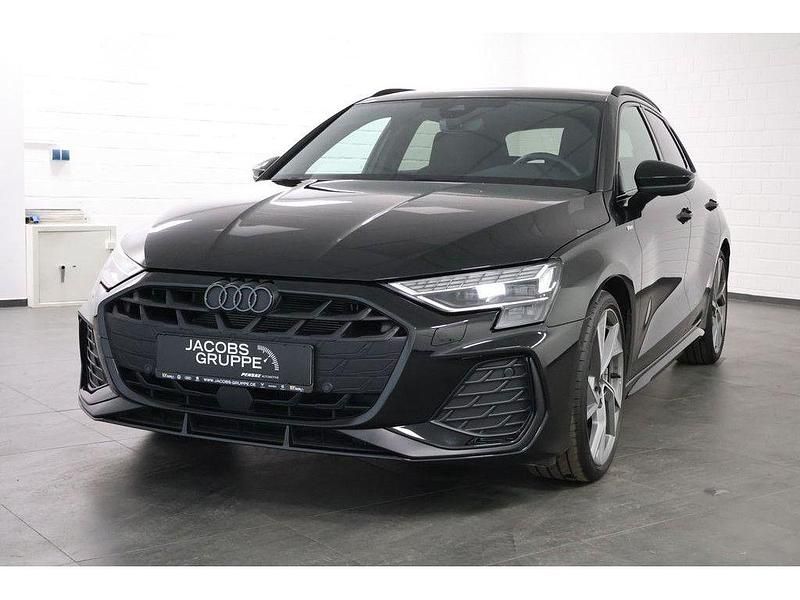 Gebraucht Audi A3 S-Line 150 PS (110 kW) 2025 Schwarz Limousine