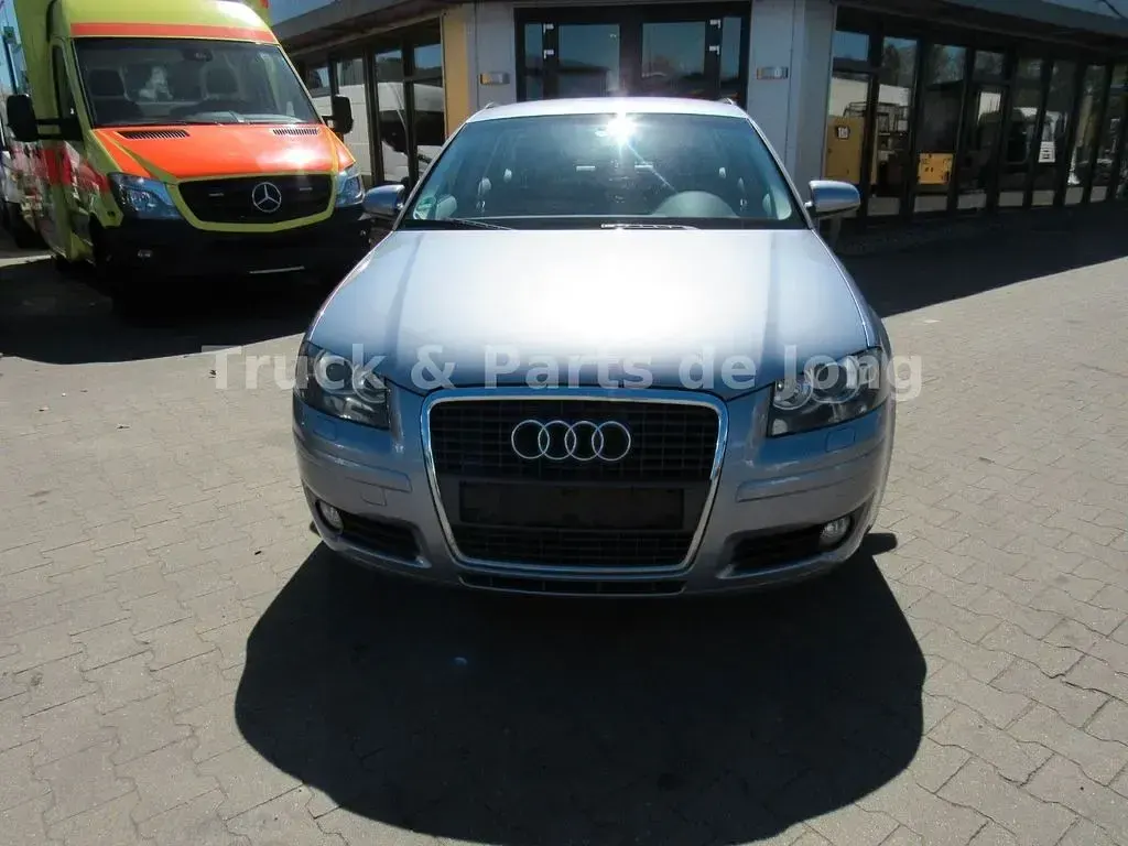 Gebraucht Audi A3 Sportback Ambition 116 PS (85 kW) 2005 Silber Kleinwagen