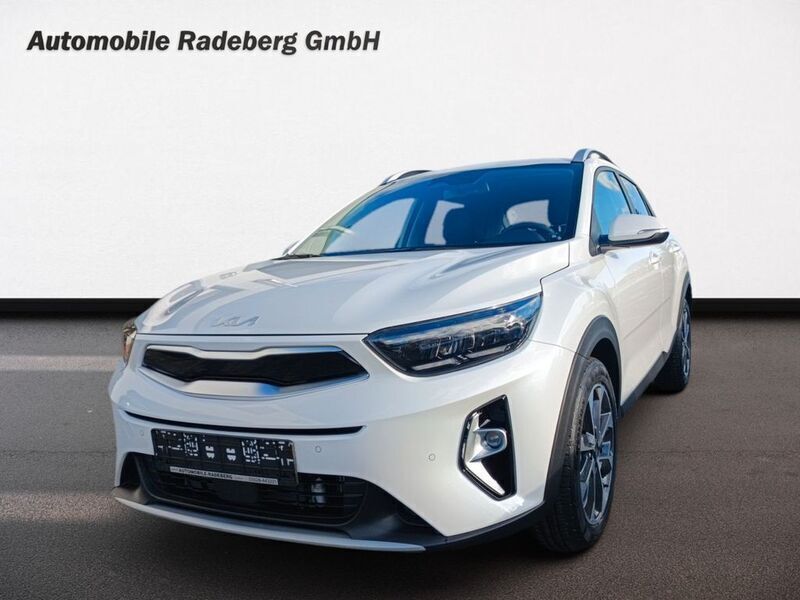 Gebraucht Kia Stonic Platinum 120 PS (88 kW) 2024 (swp) snow white pearl SUV