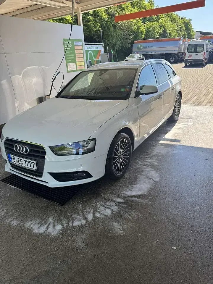 Używany Audi A4 Attraction 150 KM (110 kW) 2015 Kombi
