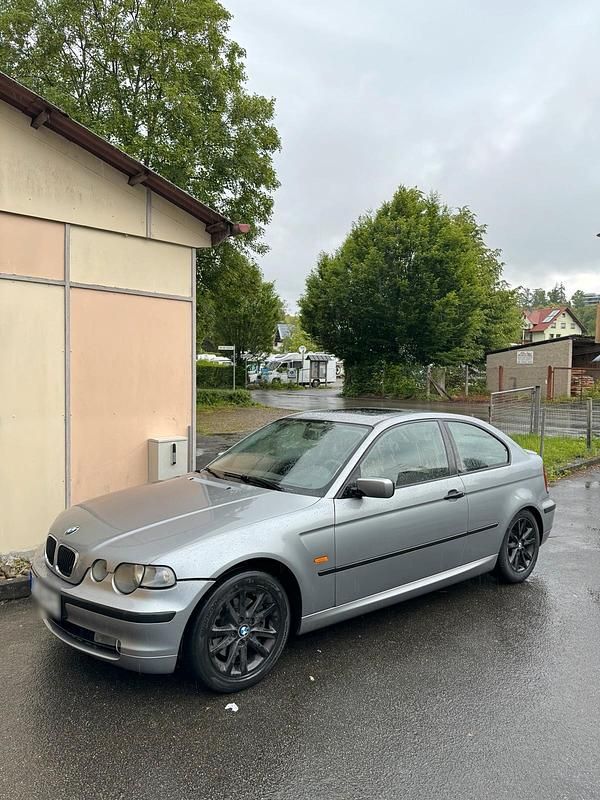 Gebraucht BMW 320 150 PS (110 kW) 2004 Grau Coupé