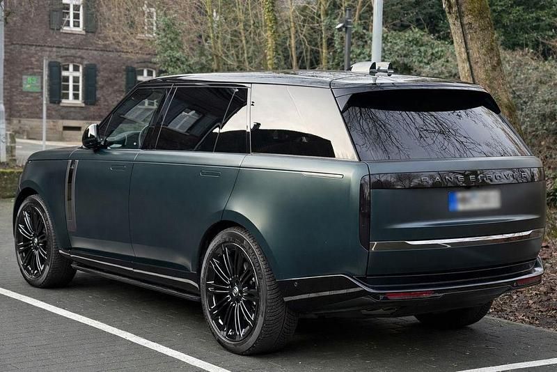 Gebraucht Land Rover Range Rover 530 PS (389 kW) 2023 Grün SUV