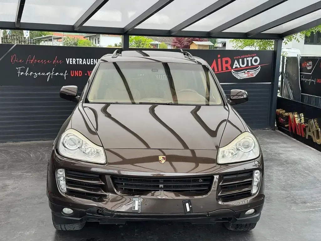 Gebraucht Porsche Cayenne Diesel 239 PS (175 kW) 2009 Braun SUV