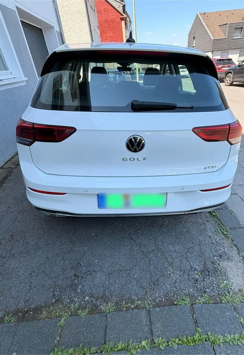 Gebraucht VW Golf VIII Style 150 PS (110 kW) 2020 Weiß Kleinwagen