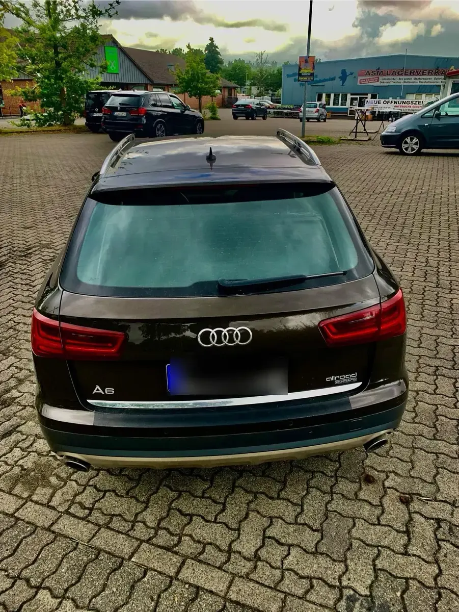Gebraucht Audi A6 Allroad 218 PS (160 kW) 2015 Braun Kombi