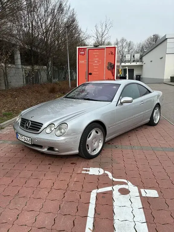 Second-hand Mercedes CL500 306 CP (225 kW) 2000 Argintiu Coupe