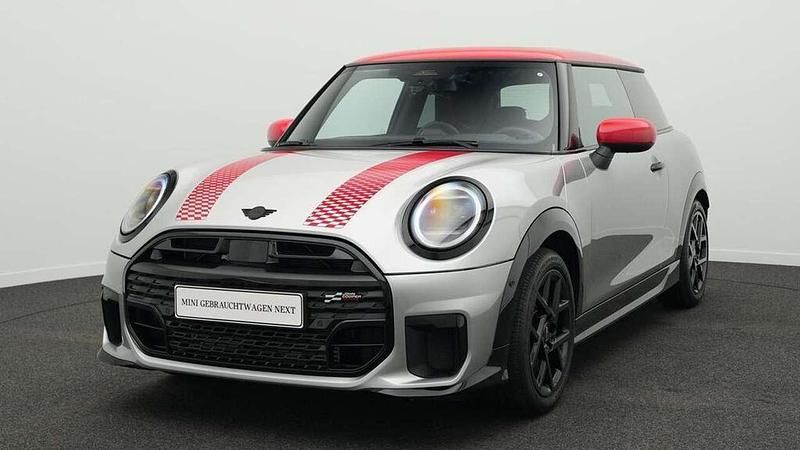 Grau Gebraucht 2024 Mini John Cooper Works Kleinwagen | 28.206 € (Guter Preis) - Bild 1/4