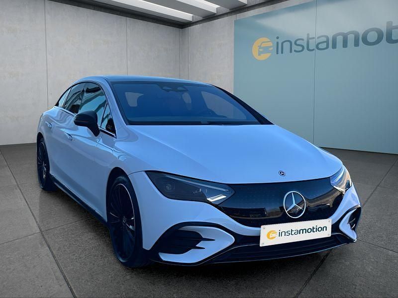 Gebraucht Mercedes EQE300 180 kW (245 PS) 2024 Weiß Limousine
