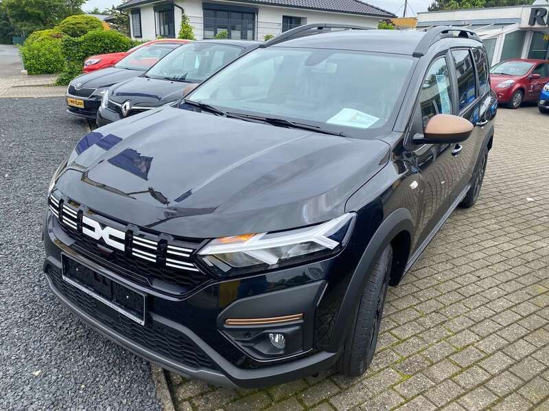 Schwarz Neu 2024 Dacia Jogger Extreme Van / Kleinbus | 21.990 € (Fairer Preis) - Bild 1/4
