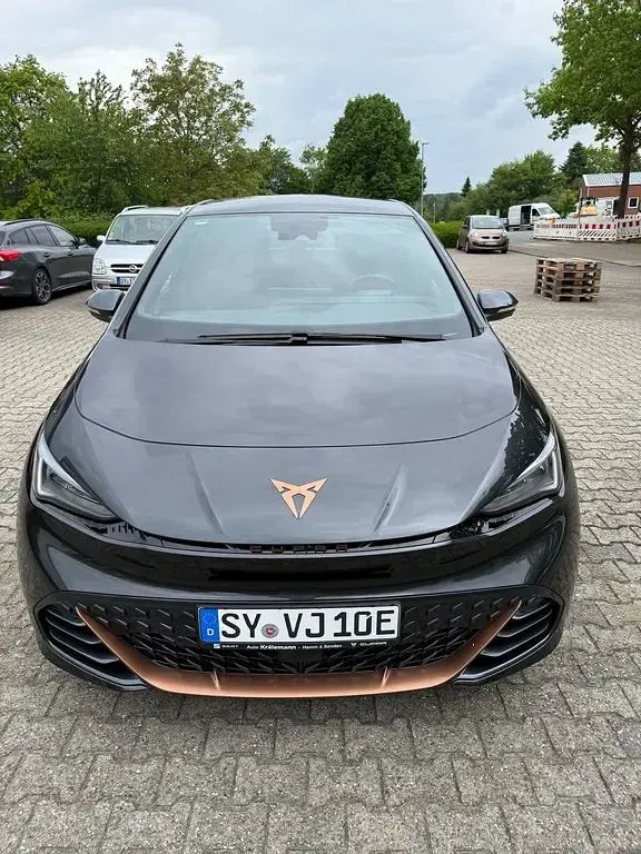 Używany Cupra Born 150 kW (204 KM) 2022 Szary Hatchback