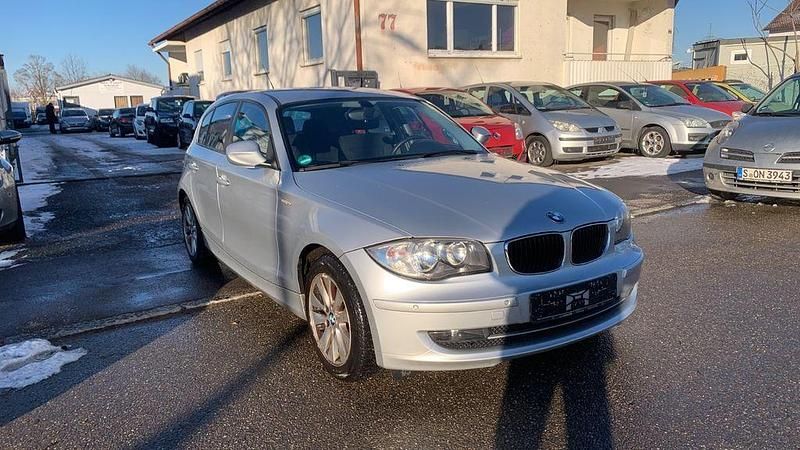 Gebraucht BMW 116 Advantage 122 PS (89 kW) 2010 Silber Kleinwagen