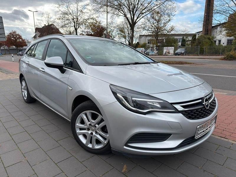 Silber Gebraucht 2017 Opel Astra Edition Kombi | 5.990 € (Fairer Preis) - Bild 1/4