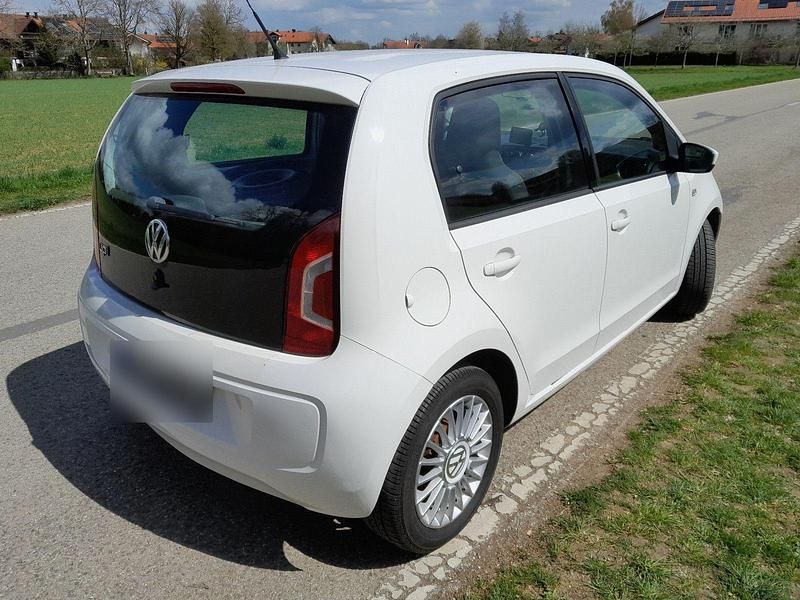 Second-hand VW up! 75 CP (55 kW) 2013 Alb Hatchback