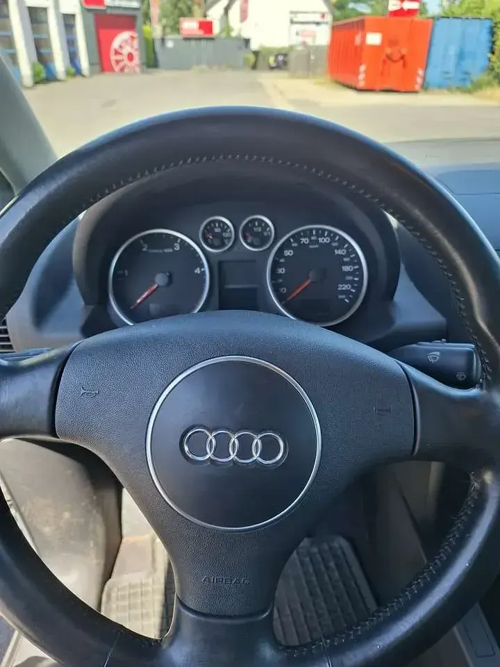 Gebraucht Audi A2 90 PS (66 kW) 2005 Kleinwagen
