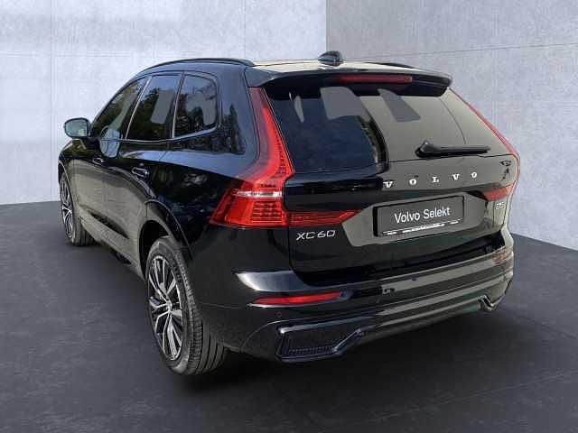 Gebraucht Volvo XC60 173 PS (127 kW) 2023 SUV