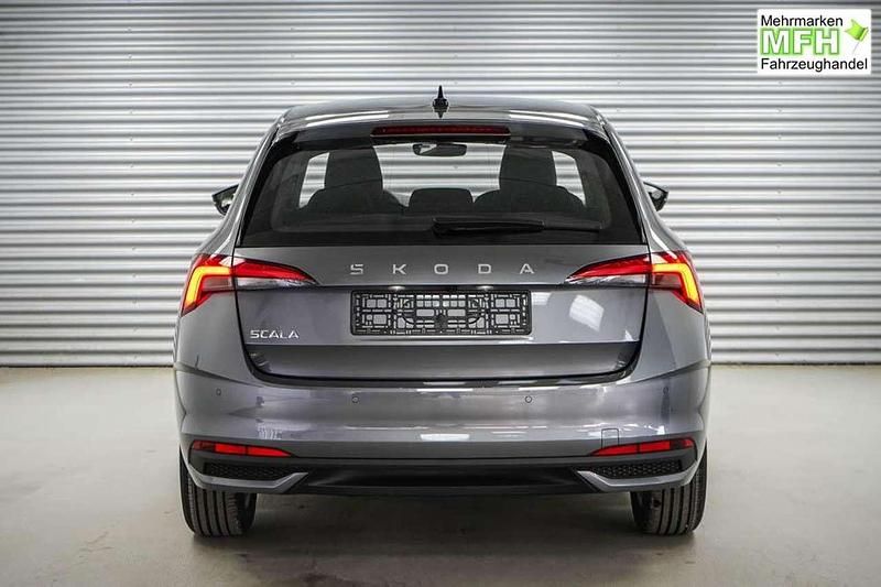 Neu Skoda Scala Selection 116 PS (85 kW) 2026 Graphite grau metallic (5x) Kleinwagen