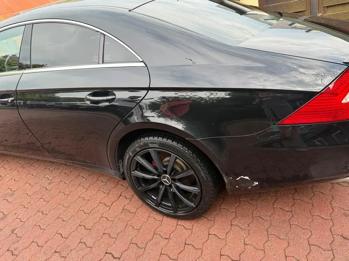 Gebraucht Mercedes CLS500 387 PS (284 kW) 2006 Schwarz Limousine
