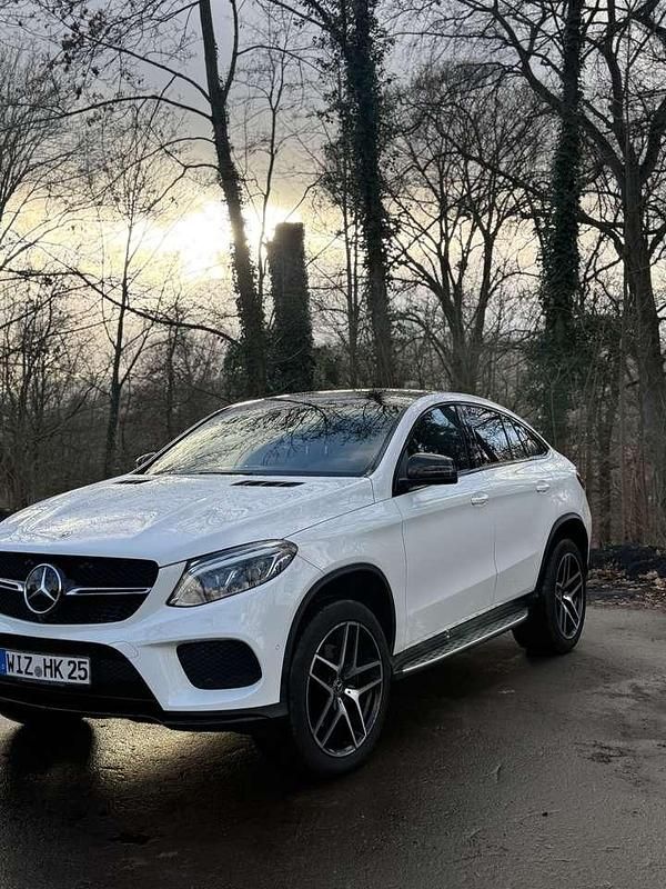 Gebraucht 2018 Mercedes GLE350 AMG line Coupé | 34.999 € (Guter Preis) - Bild 1/4