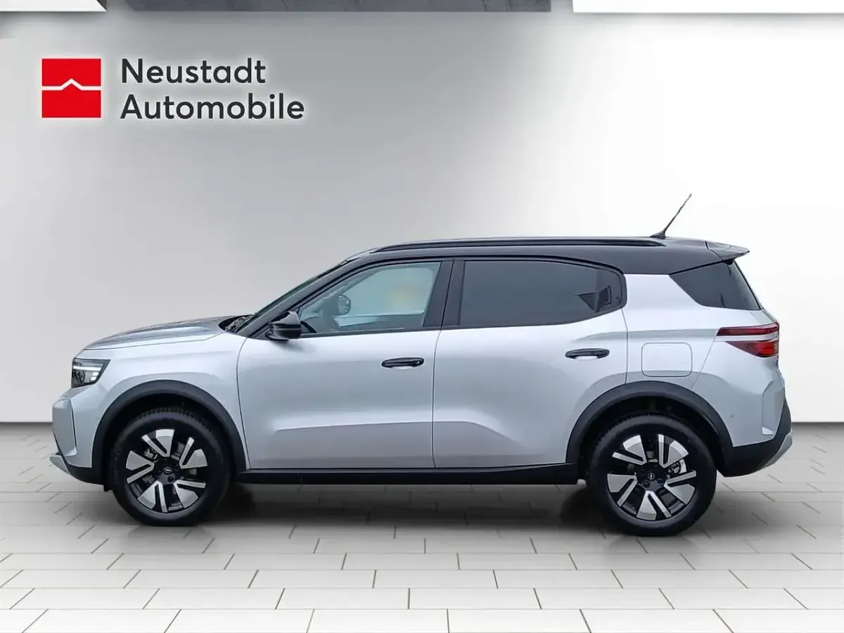 Neu Opel Frontera Ultimate 145 PS (106 kW) 2026 Silber SUV
