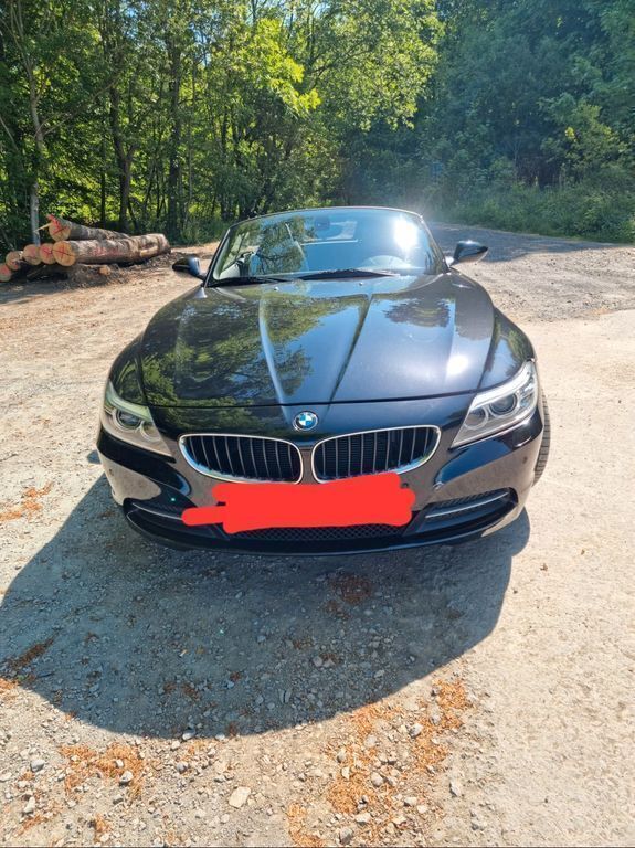 Schwarz Gebraucht 2016 BMW Z4 Sport Line Cabrio | 28.000 € (Teuer) - Bild 1/4