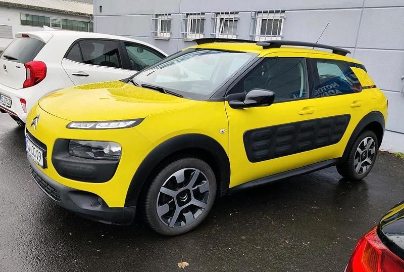 Gelb Gebraucht 2016 Citroën C4 SUV | 6.750 € (Fairer Preis) - Bild 1/2