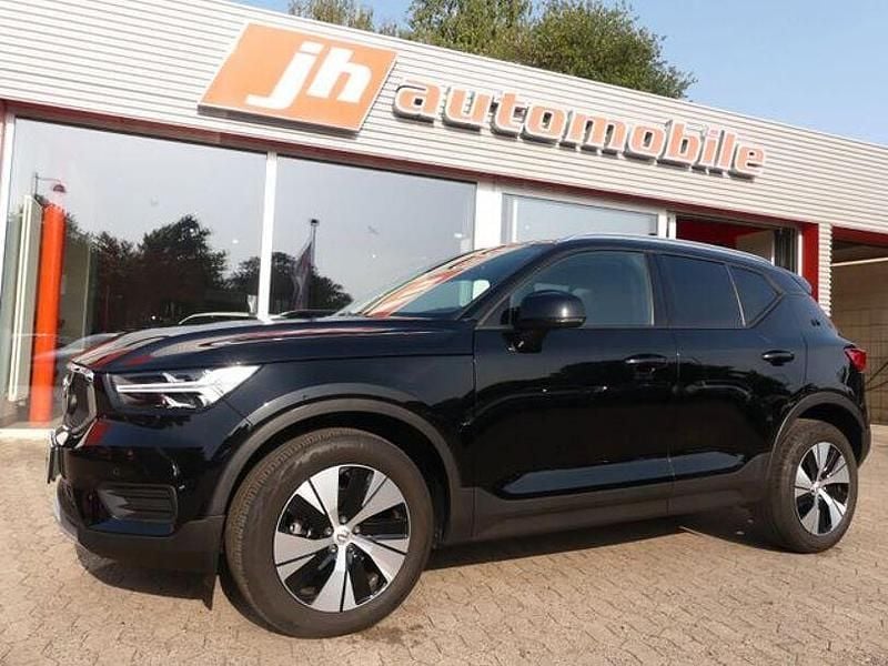 Schwarz Gebraucht 2021 Volvo XC40 Momentum SUV | 26.900 € (Guter Preis) - Bild 1/4