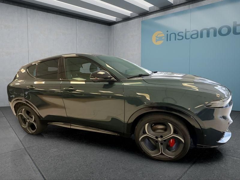 Neu Alfa Romeo Tonale 174 PS (127 kW) 2025 Grün SUV