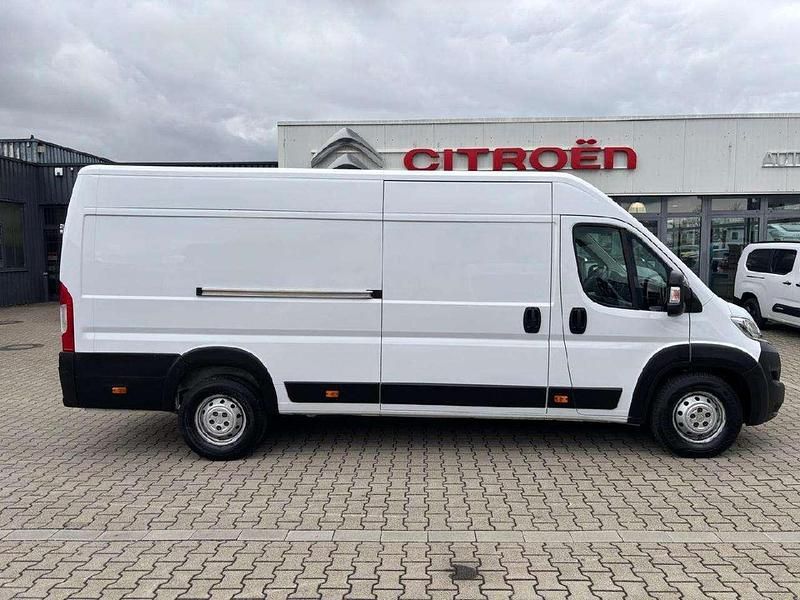 Gebraucht Citroën Jumper Start 165 PS (121 kW) 2022 Lackierung weiss icy/deckende Van / Kleinbus