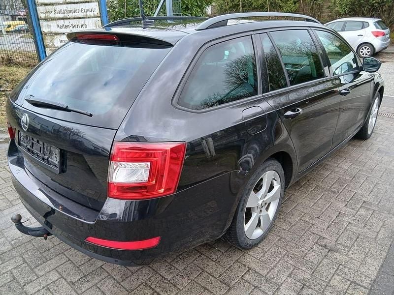 Gebraucht Skoda Octavia Joy 150 PS (110 kW) 2017 Schwarz Kombi