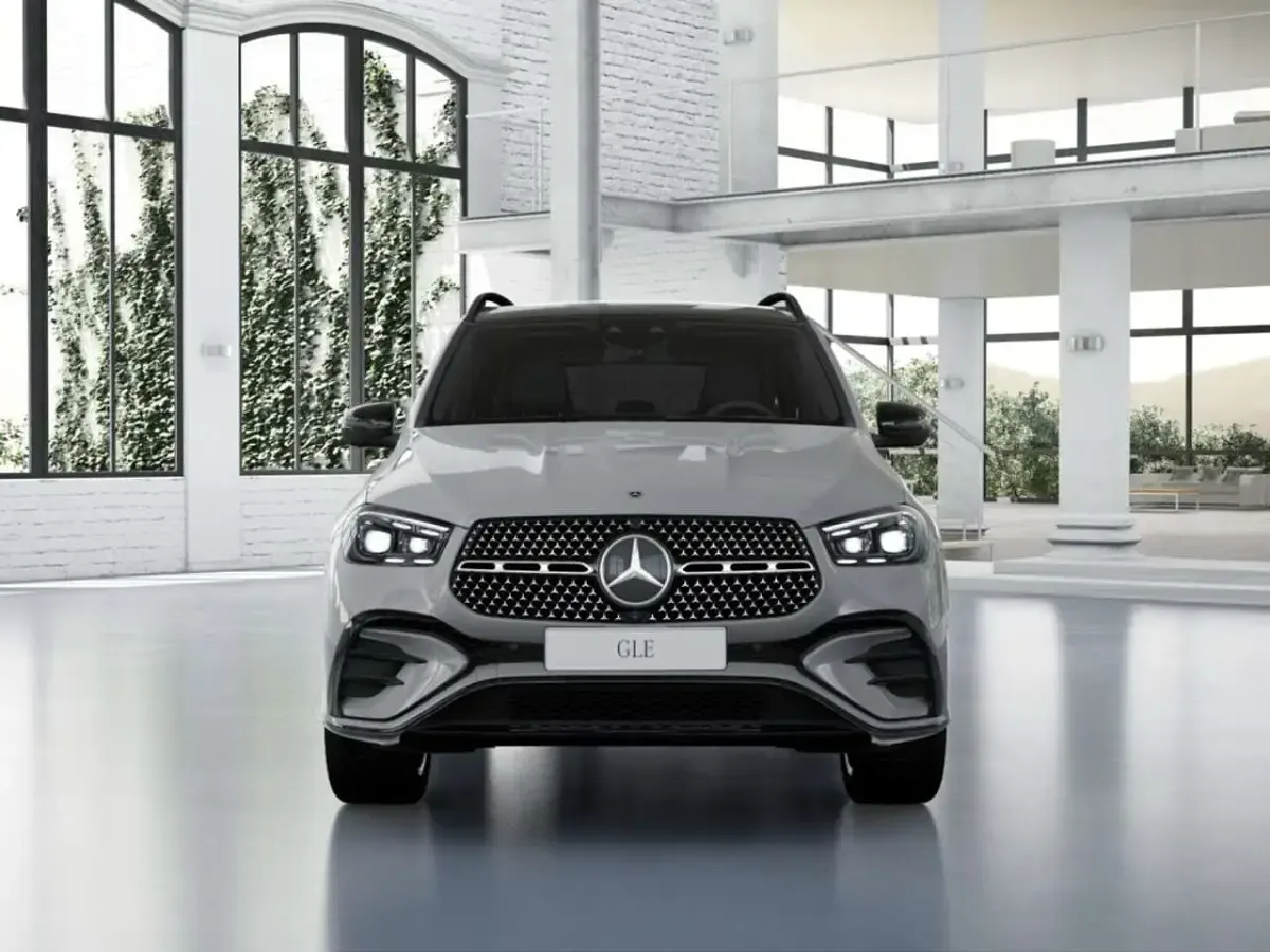 Gebraucht Mercedes GLE350 AMG 197 PS (144 kW) 2026 Grau SUV