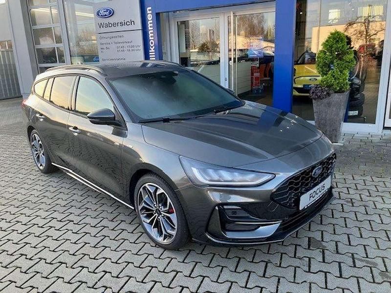 Gebraucht Ford Focus ST-Line X 155 PS (114 kW) 2025 Magneticgrau (metallic) Kombi