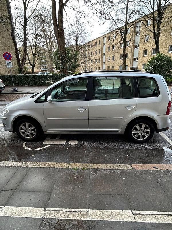 Gebraucht VW Touran 102 PS (75 kW) 2007 Schwarz Van / Kleinbus