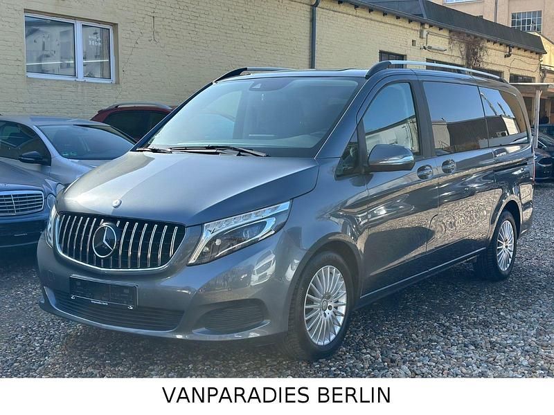 Gebraucht Mercedes V250 190 PS (139 kW) 2016 Flintgrau Van / Kleinbus