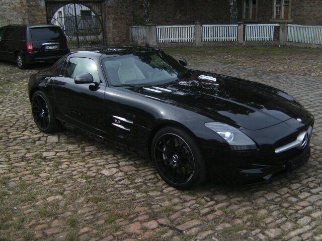 Gebraucht Mercedes SLS AMG AMG 571 PS (419 kW) 2011 Schwarz metallic Coupé